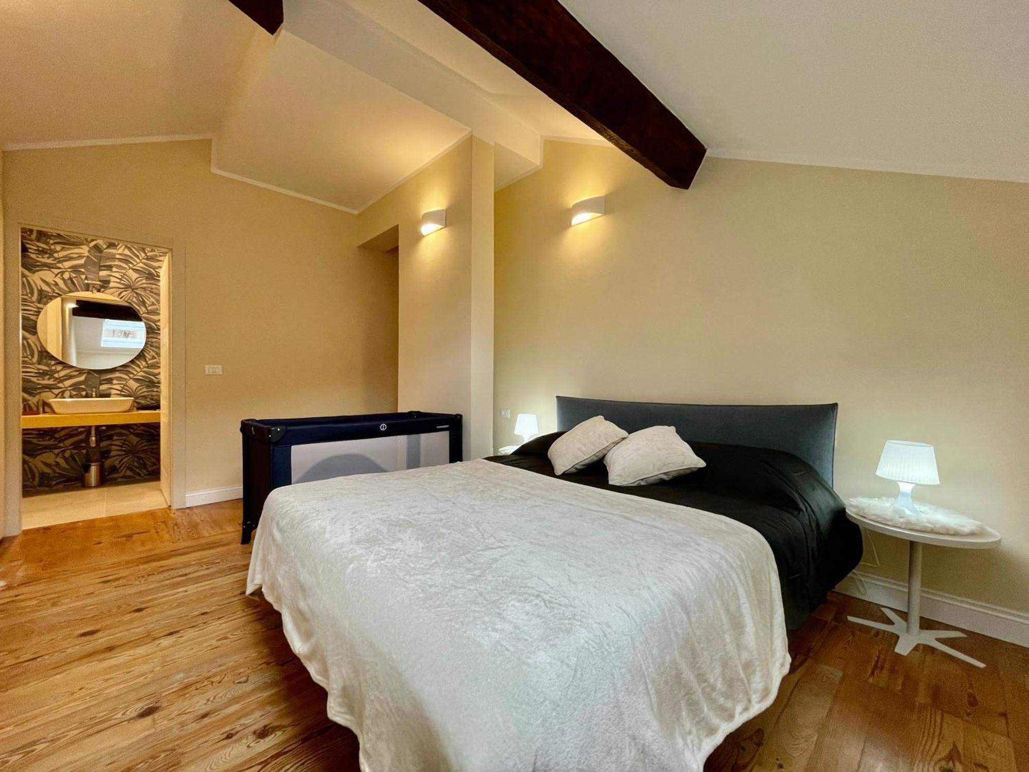 Villa Migliorini Lusso & Comfort In Finalborgo. Finale Ligure Extérieur photo